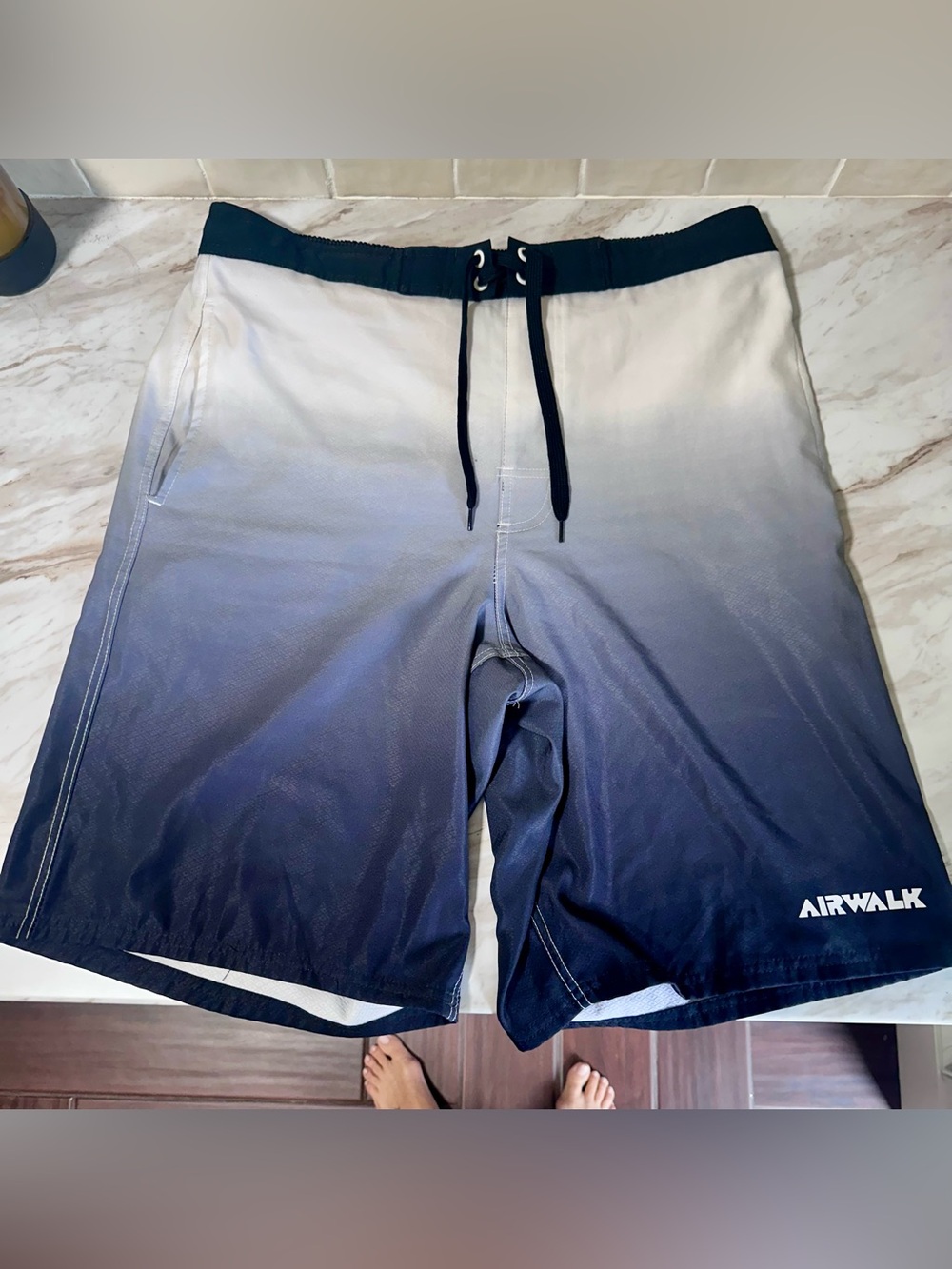 Airwalk Men's Ombre Black, Grey, white  Swim Trunks